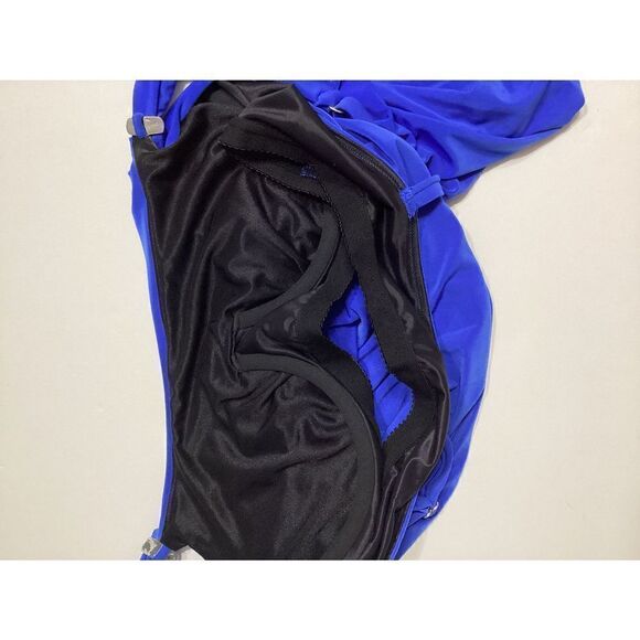 New. Miraclesuit blue tankini top. Size 10 - Picture 6 of 9